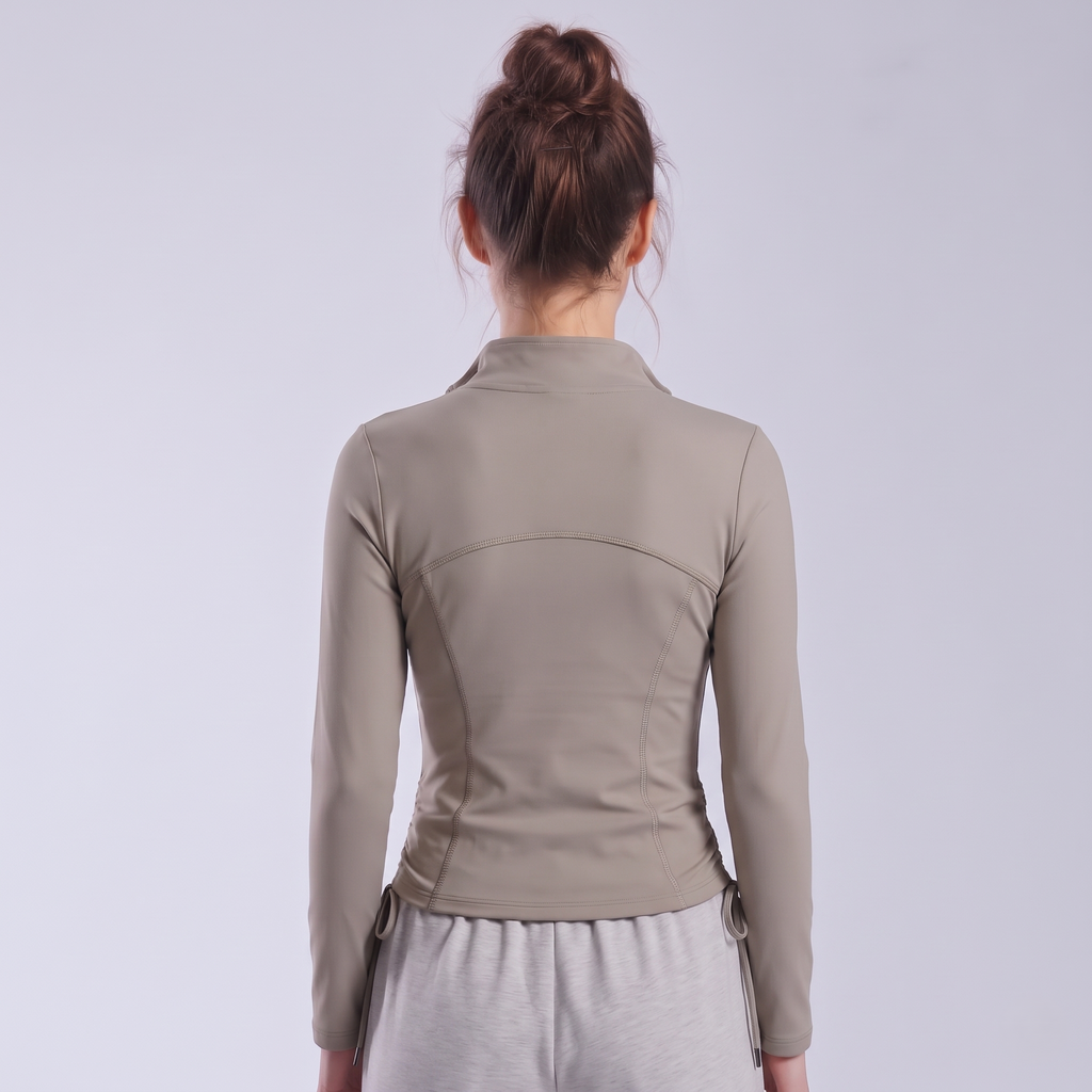 Women’s Contour-Fit Performance Jacket